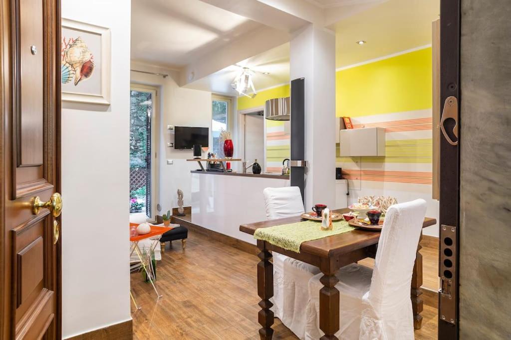 Lily'S - Near Harbor And Downtown With Terrace - Italy Flat Vacation Apartamento Génova Exterior foto