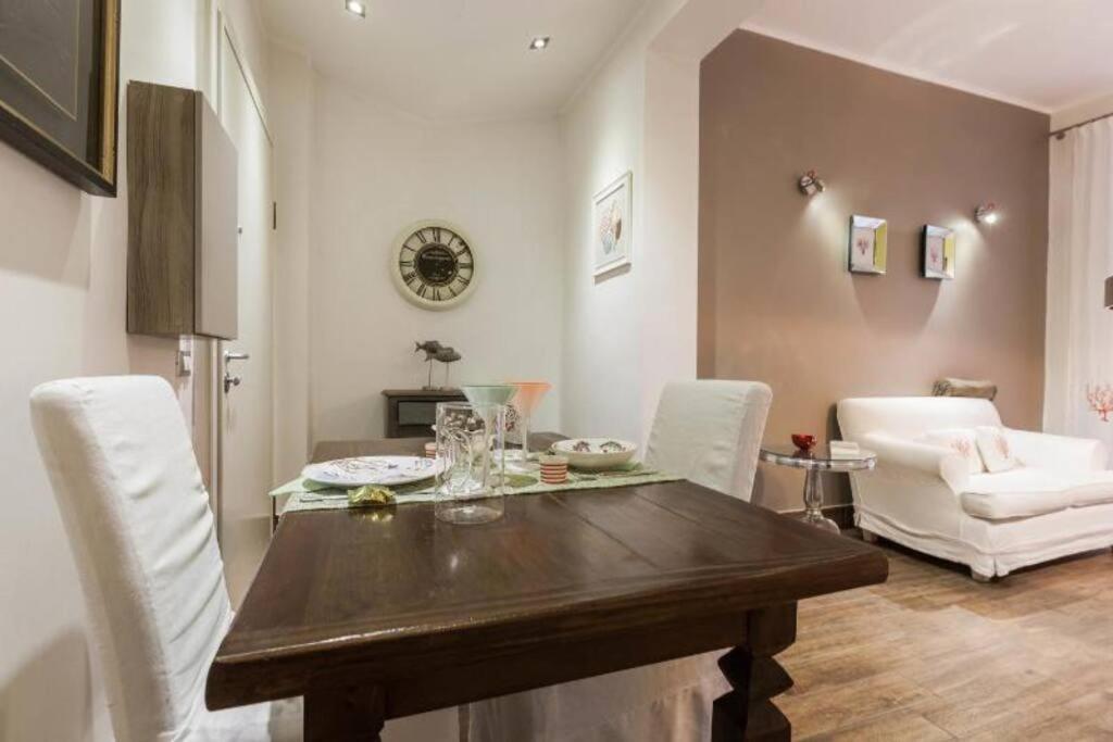 Lily'S - Near Harbor And Downtown With Terrace - Italy Flat Vacation Apartamento Génova Exterior foto