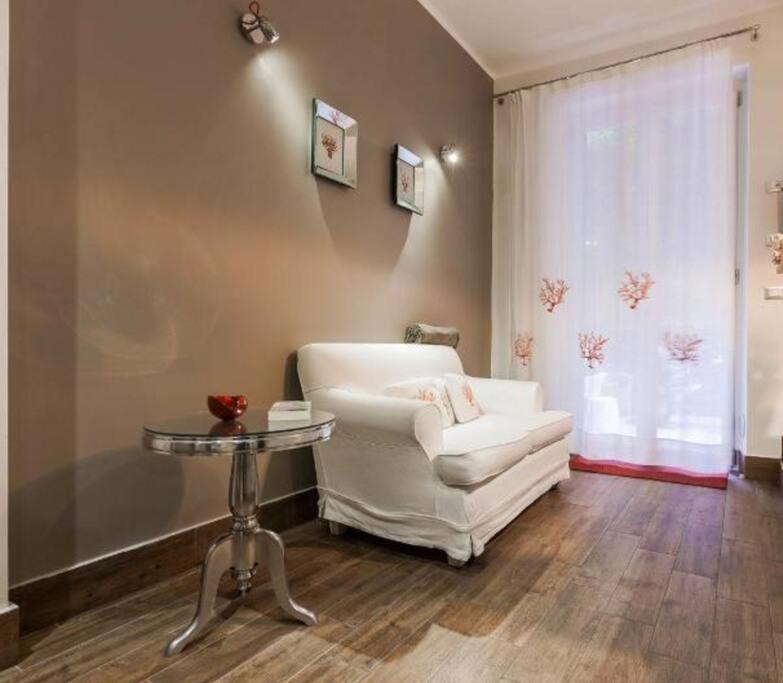 Lily'S - Near Harbor And Downtown With Terrace - Italy Flat Vacation Apartamento Génova Exterior foto
